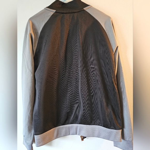 Gently Used-Jordan Jacket-Boy's School Age Child Size Large 6-7 Years Old Black - Picture 4 of 4